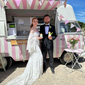 Laura & James, @rackleysbarn Polly's Parlour